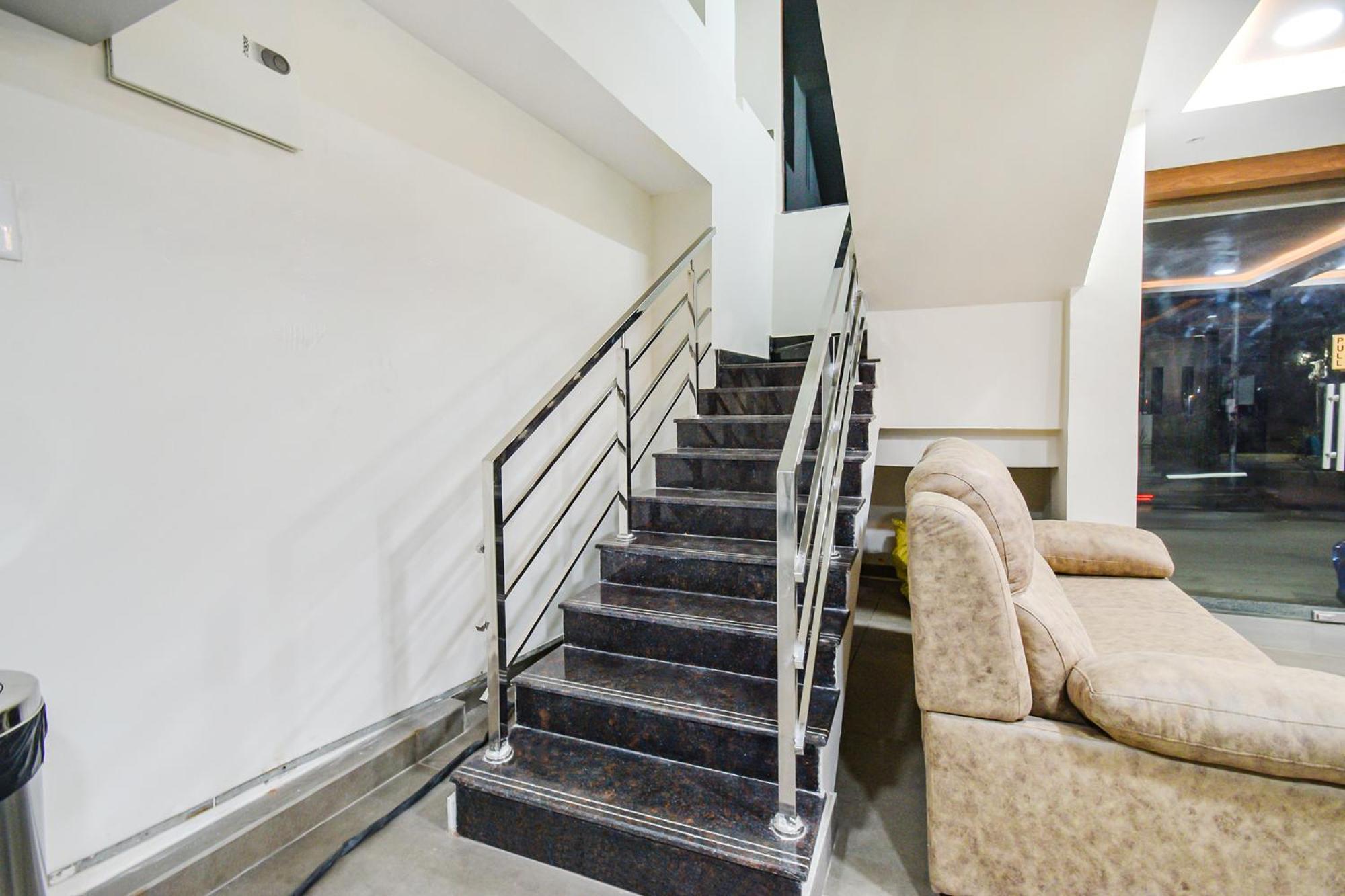 היידראבד Fabhotel Seri - Nr Kims Hospital, Gachibowli מראה חיצוני תמונה