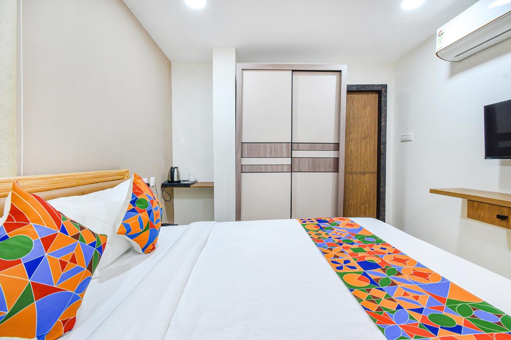 היידראבד Fabhotel Seri - Nr Kims Hospital, Gachibowli מראה חיצוני תמונה