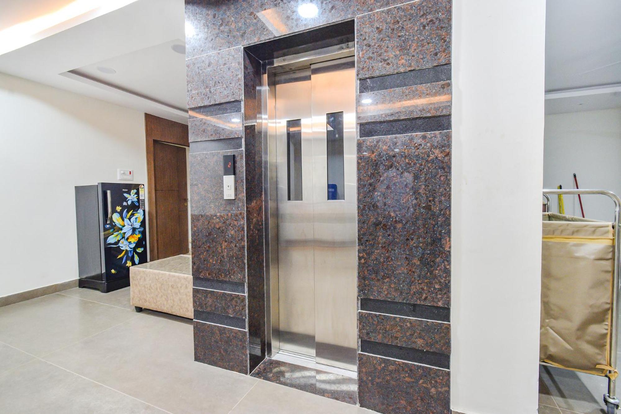 היידראבד Fabhotel Seri - Nr Kims Hospital, Gachibowli מראה חיצוני תמונה